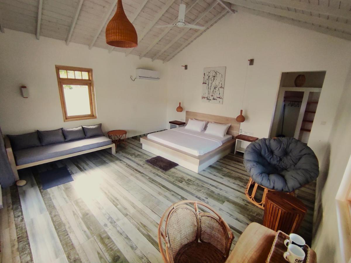 Sleeping Elephant Beach Resort Tangalle Exterior photo